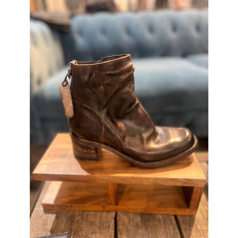NEW SHOTO todi boots in brown
